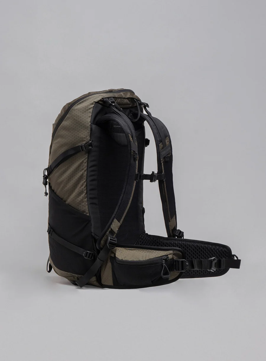 PINNACLE 28L Backpack Olive Green