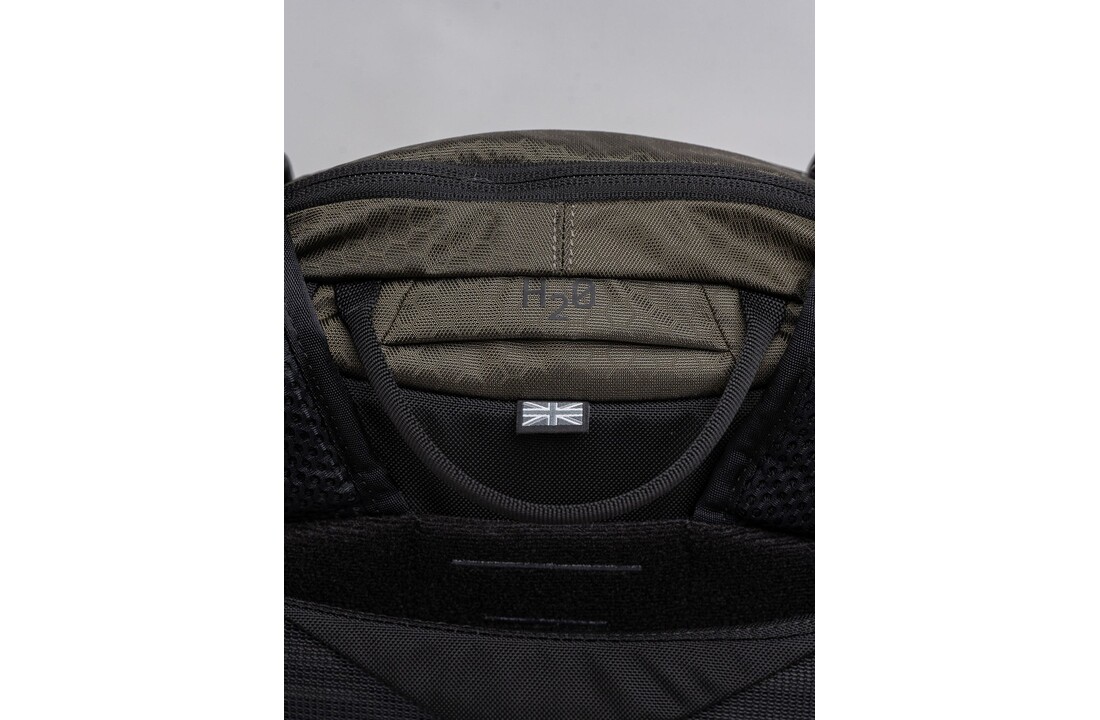 PINNACLE 28L Backpack Olive Green