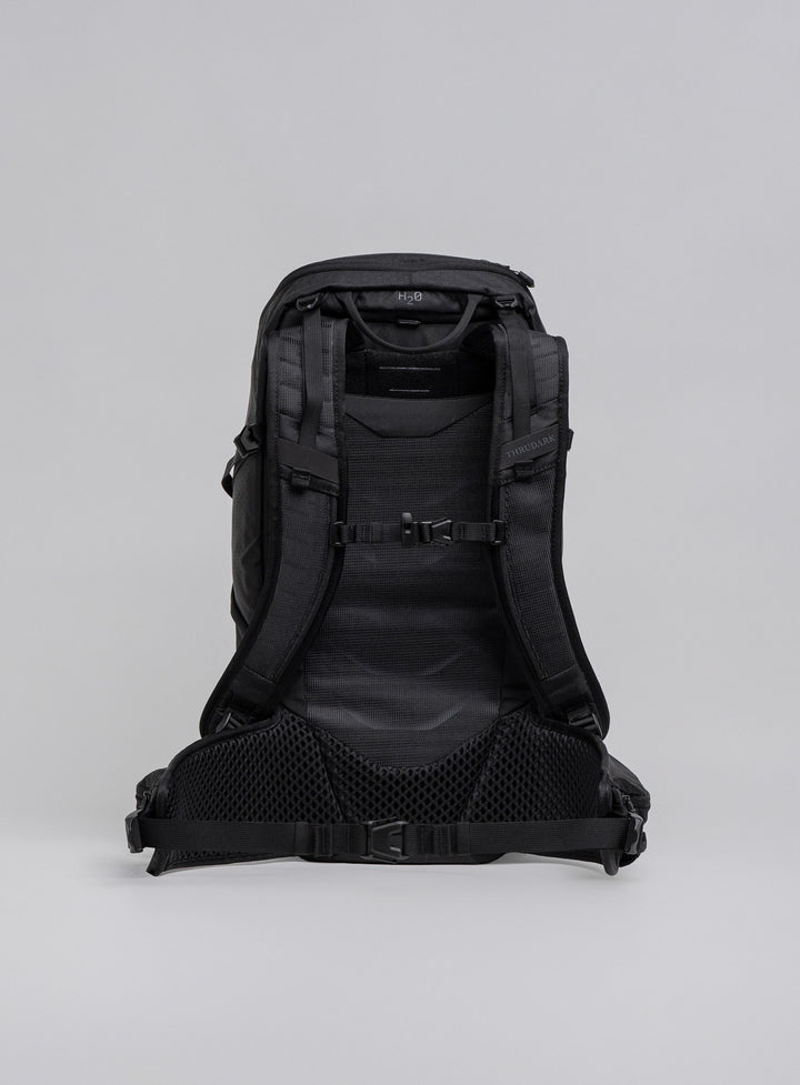 PINNACLE 28L Backpack Obsidian Black