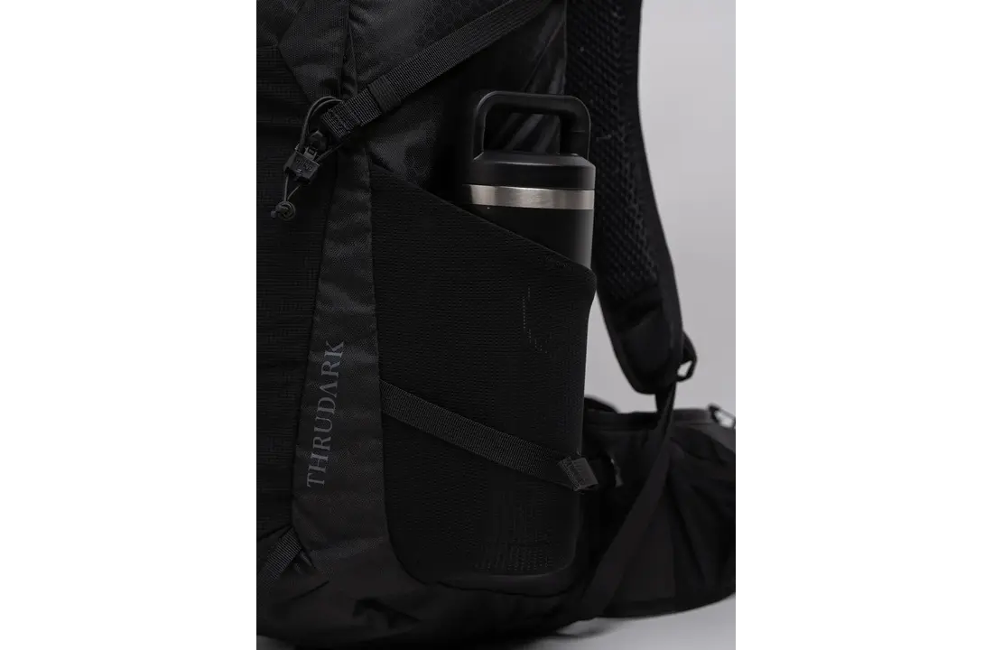 PINNACLE 28L Backpack Obsidian Black