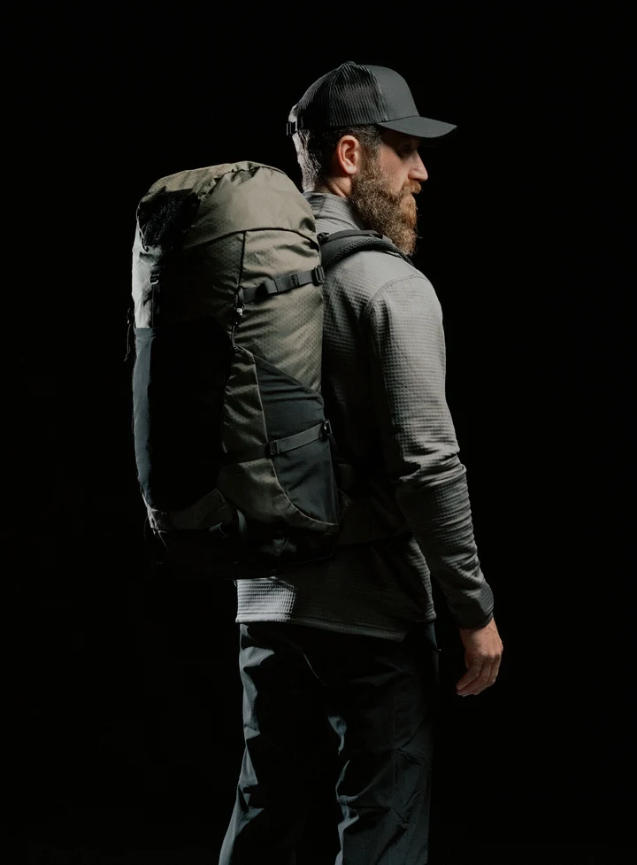 PINNACLE 42L Backpack Olive Green