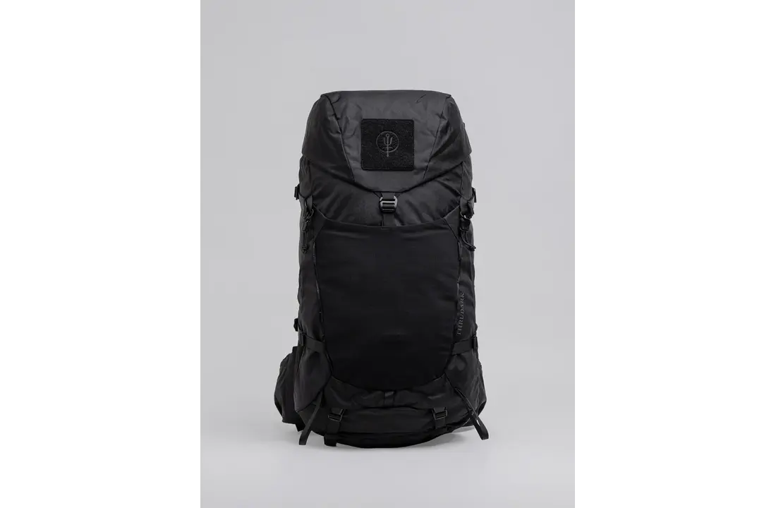PINNACLE 42L Backpack Obsedian Black