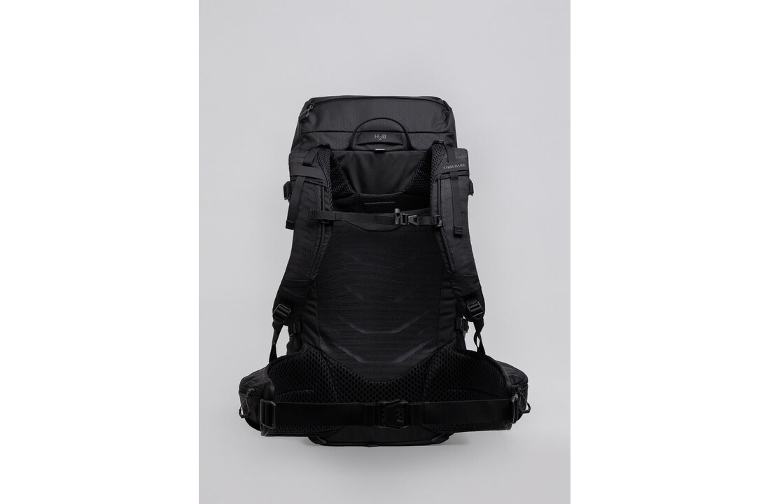 PINNACLE 42L Backpack Obsedian Black