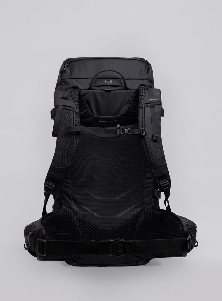PINNACLE 42L Backpack Obsedian Black
