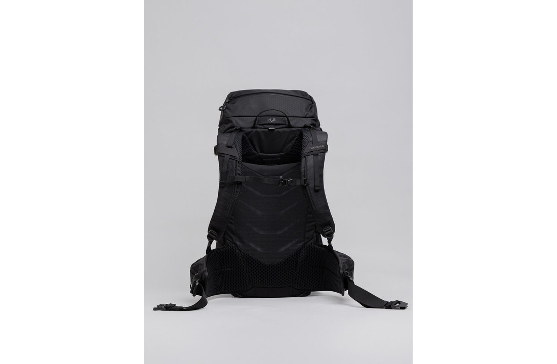 PINNACLE 42L Backpack Obsedian Black