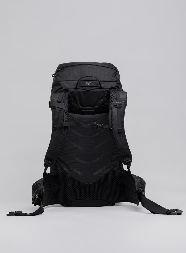 PINNACLE 42L Backpack Obsedian Black