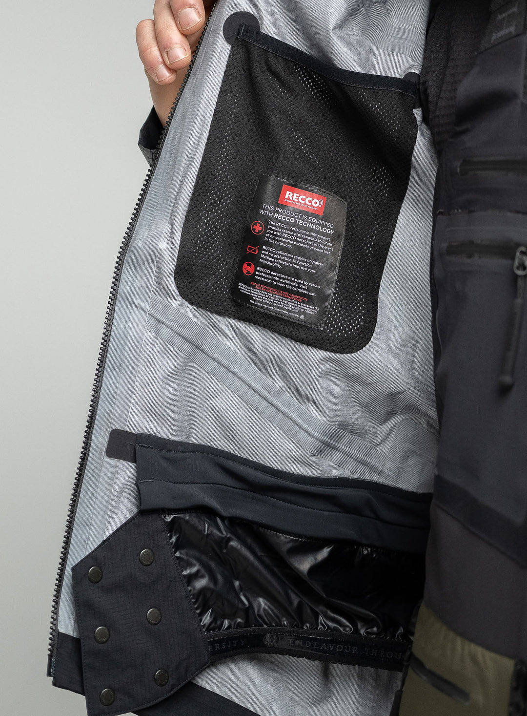 RONIN TANTO Full Zip Hardshell Jacket Obsedian Black Maat: L