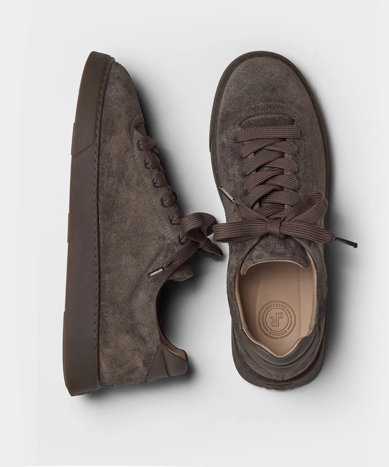 REFERENC THE CASSETTA SNEAKER DARK TAUPE SUEDE