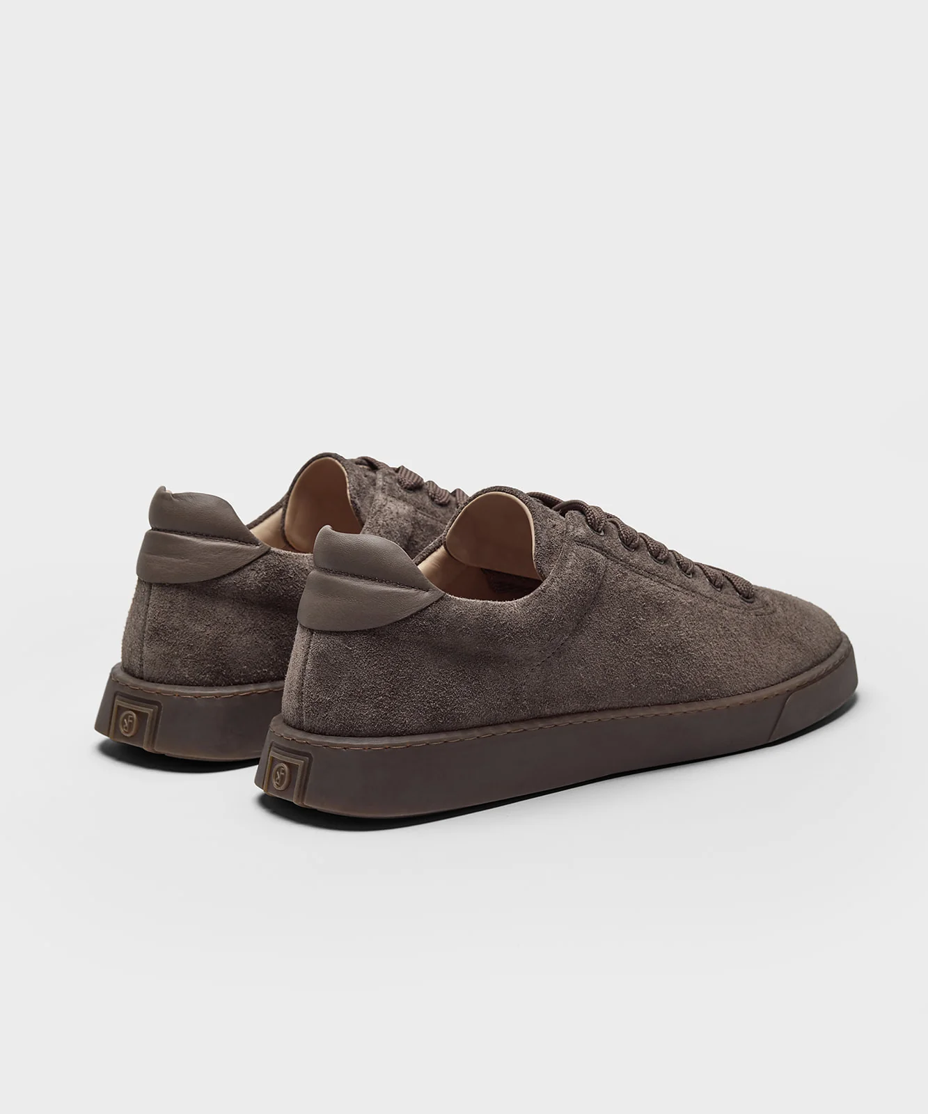 REFERENC THE CASSETTA SNEAKER DARK TAUPE SUEDE