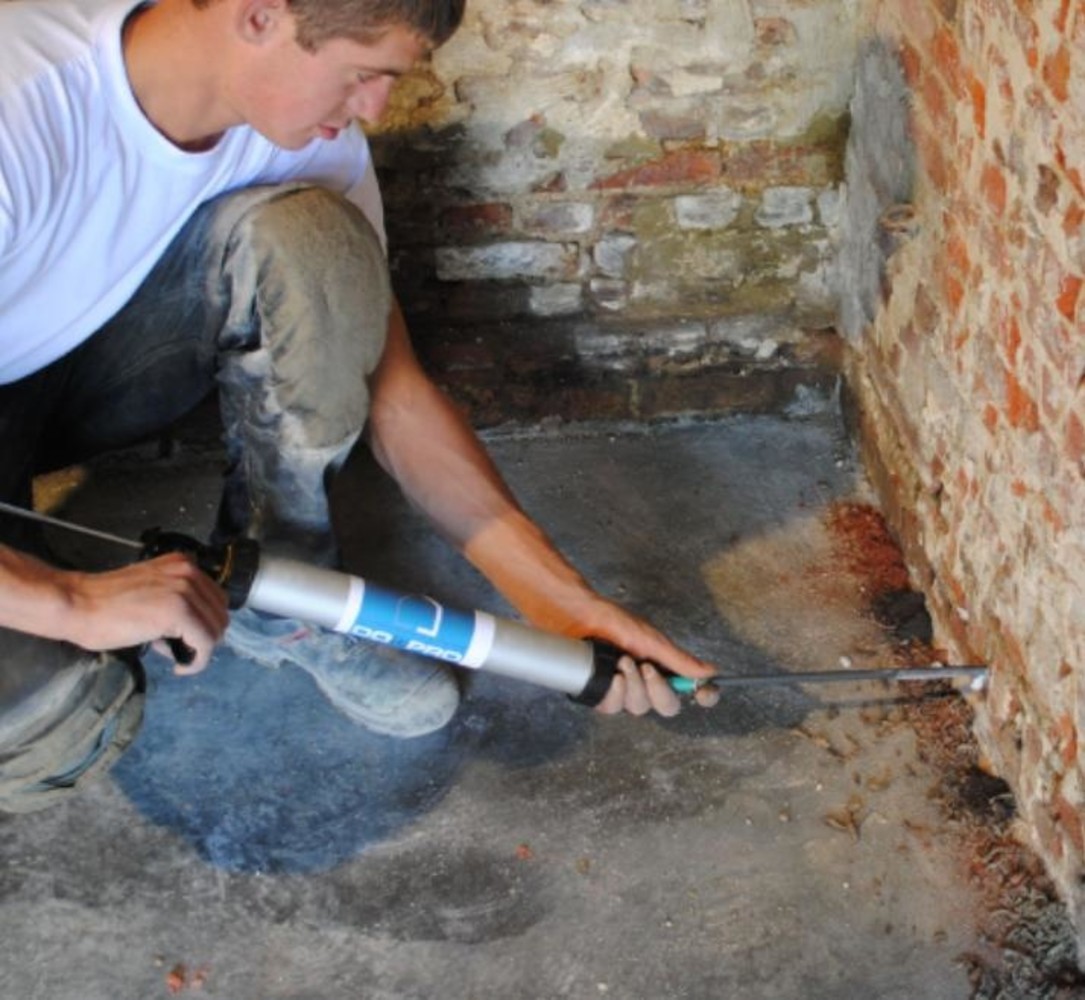 Do it Pro Products Luttez contre l'humidité ascensionnelle avec ce GEL INJECT Startpack XXL (10x600ml) Do it Pro Products Luttez contre l'humidité ascensionnelle avec ce GEL INJECT Startpack XXL (10x600ml)