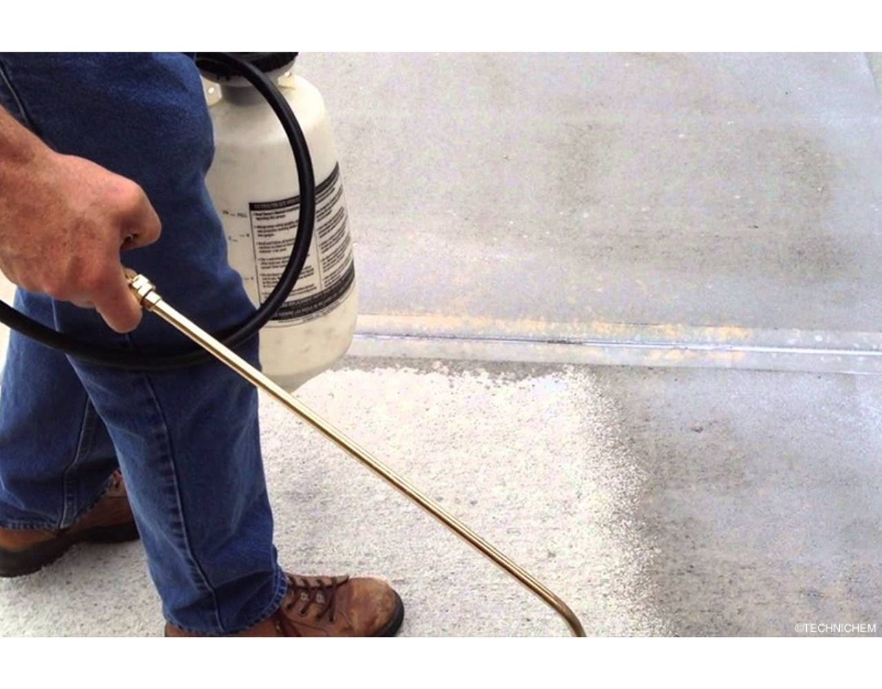 Technichem Protection Briques & Pierres TECHNIGUARD FLOOR Technichem Protection Briques & Pierres TECHNIGUARD FLOOR