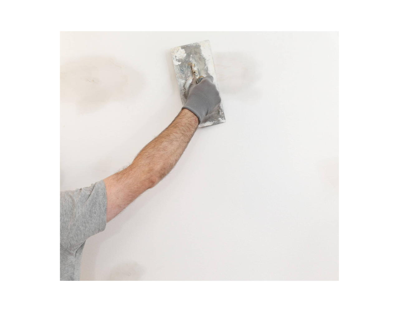 Appliquer le plâtre ou le ciment avec précision et efficacité Coller le fer belge KM Appliquer le plâtre ou le ciment avec précision et efficacité Coller le fer belge KM