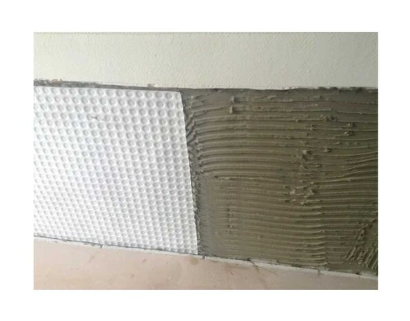 Repla Fleece (20 x 1m) voor ontkoppeling van vochtige en zoutbelaste muren Repla Fleece (20 x 1m) voor ontkoppeling van vochtige en zoutbelaste muren