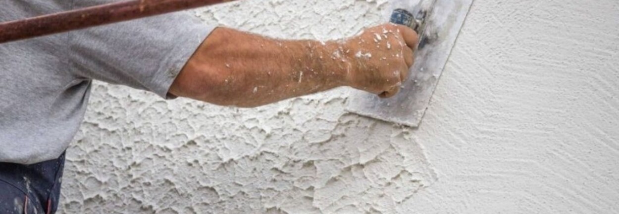 Qu’est-ce que l’enduit de façade extérieure/crépi?