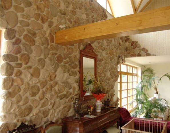 Wildstone River Stone – Plaquettes de parement au look de galets naturels Wildstone River Stone – Plaquettes de parement au look de galets naturels