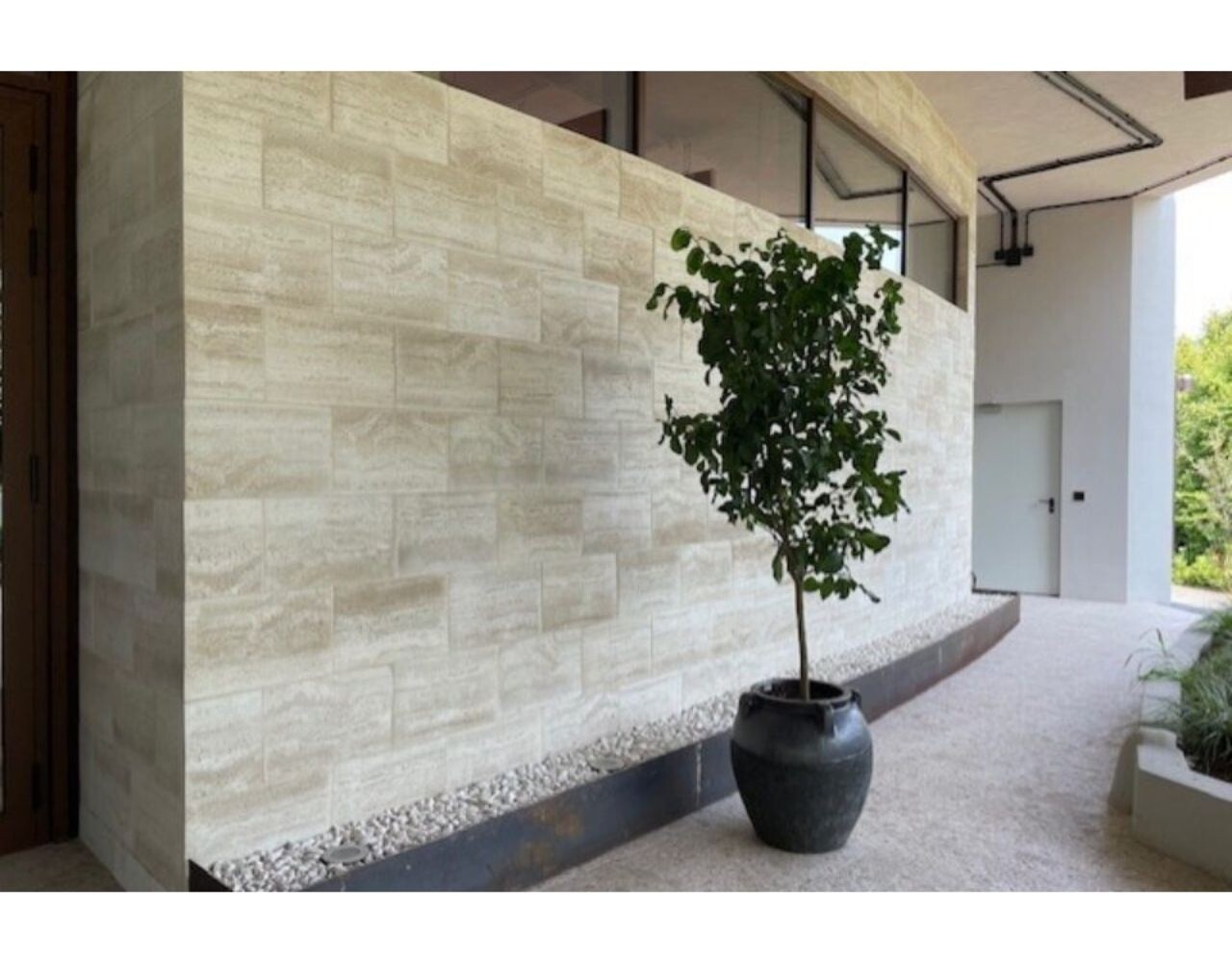 Biopietra Travertino – Plaquettes de parement avec aspect travertin naturel Biopietra Travertino – Plaquettes de parement avec aspect travertin naturel