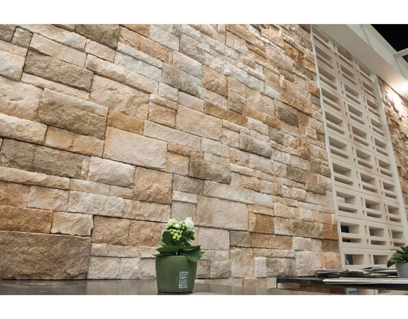 Verniprens Sierra Nevada – Steenstrips met zachte kleurnuances en natuurstenen uitstraling Verniprens Sierra Nevada – Steenstrips met zachte kleurnuances en natuurstenen uitstraling