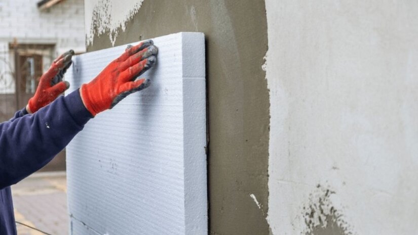 Kan je gevelbepleistering of crepi plaatsen zonder isolatie?