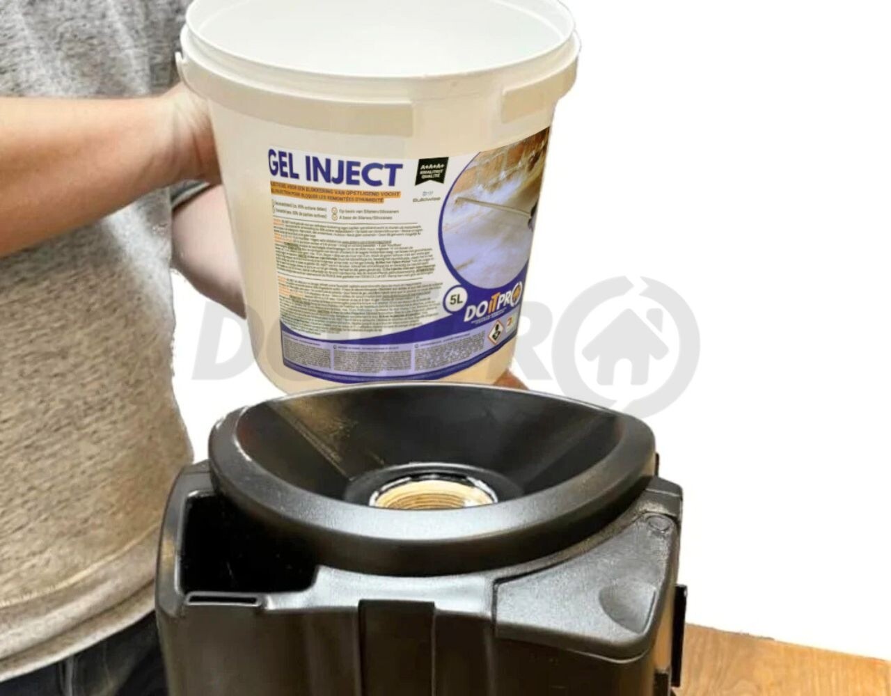 Injectie Drukpomp + 5L GEL INJECT voor grotere werken tegen opstijgend vocht