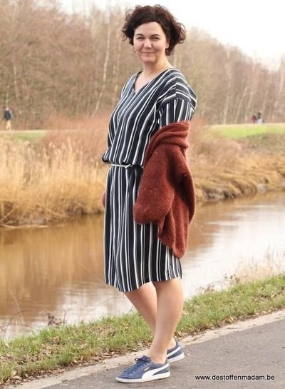 Violet jurk met streepjes