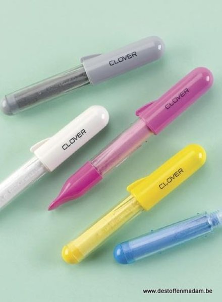 chaco liner pen - WIT