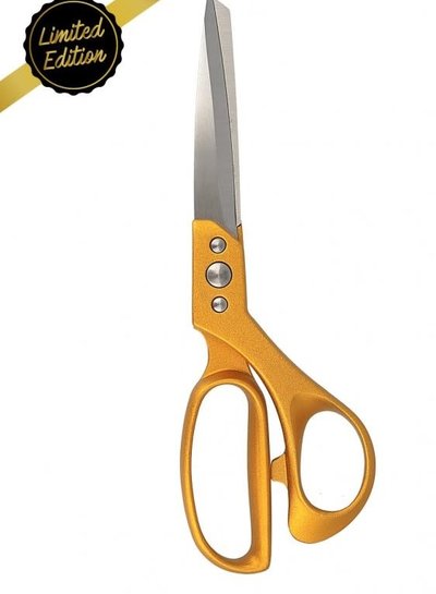 Super light metallic scissors