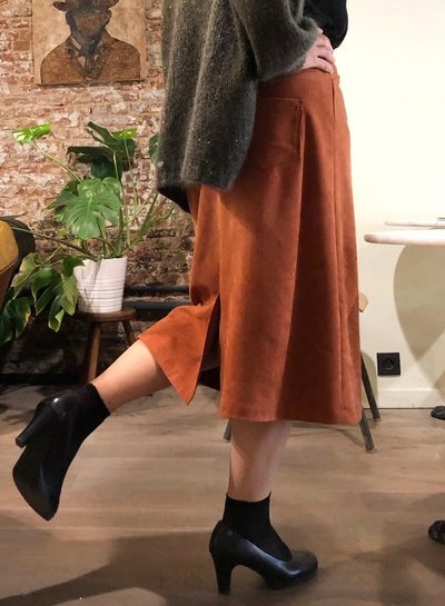 Een Anna rok in Suede