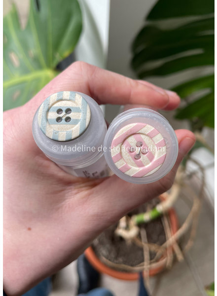 Prym blauw  geruit 20 mm - knoop 4 gaten