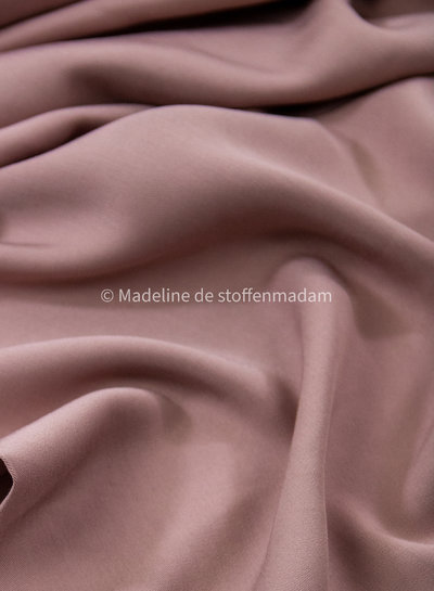 M. oudroze -  effen viscose twill
