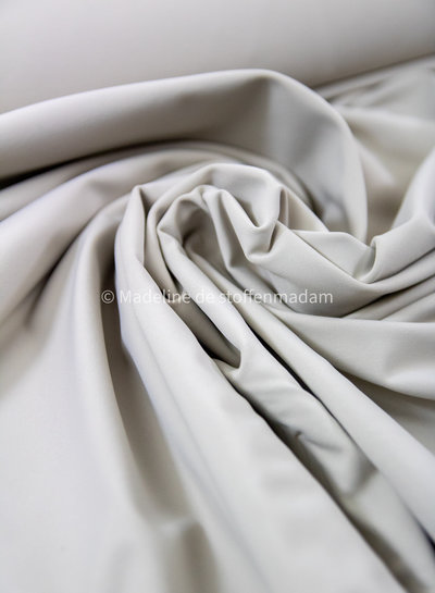 zand- travel / lycra. kreukvrij