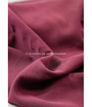 sandwashed tencel twill - bordeaux - geweven