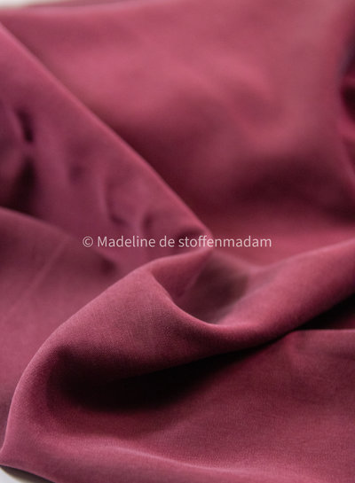 M. burgundy tencel twill