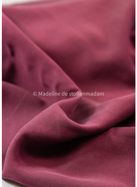 M. burgundy tencel twill