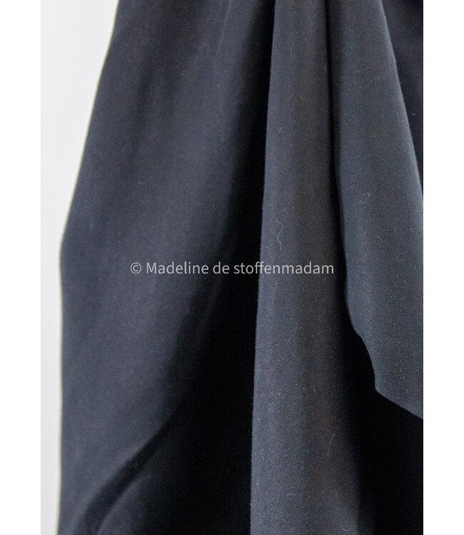 sandwashed tencel twill - black - geweven