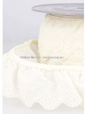 M. ruffled cotton embroidery offwhite-  40 mm