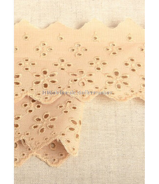 M. mokka - flower pattern embroidery 63 mm  - 2 rows