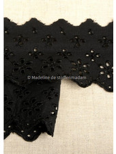 M. black - flower pattern embroidery 63 mm  - 2 rows