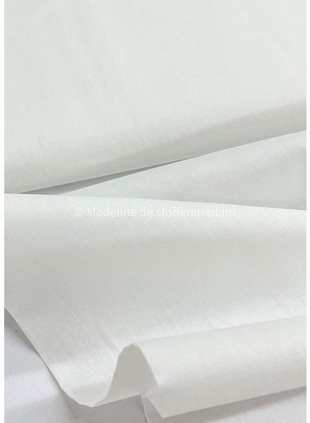 M. batist cotton white