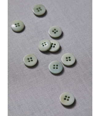 Meet Milk soft mint - plain corozo button - 15 mm