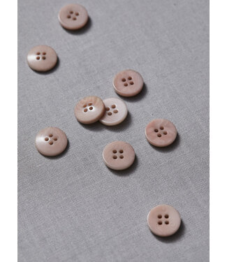Meet Milk warm sand - plain corozo button - 15 mm