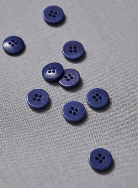 Meet Milk lapis - plain corozo button - 15 mm