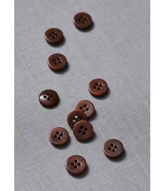 Meet Milk pecan - plain corozo button - 11 mm