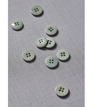 Meet Milk soft mint - plain corozo button - 11 mm