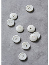 Meet Milk bright white - dish corozo button - 25 mm