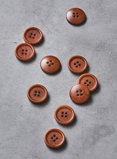 Meet Milk rust - dish corozo button - 25 mm
