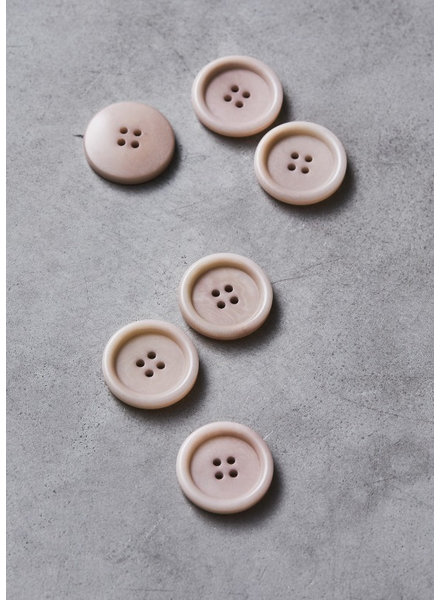 Meet Milk powder pink - dish corozo button - 25 mm