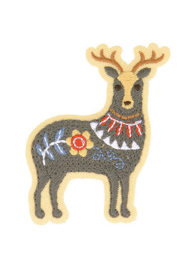 M. embroidered deer -  iron on application 6*4