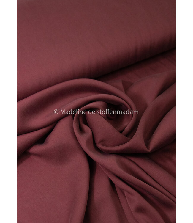bordeaux - Sandwashed lyocell blend - licht elastisch