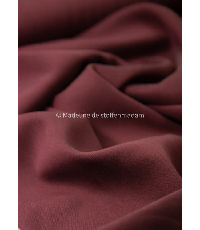 bordeaux - Sandwashed lyocell blend - licht elastisch