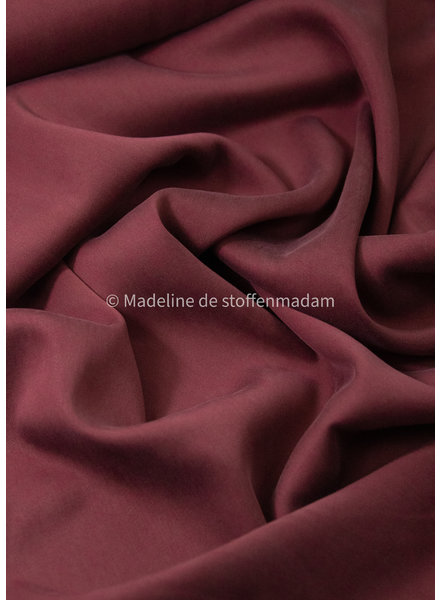 bordeaux - Sandwashed lyocell blend - licht elastisch